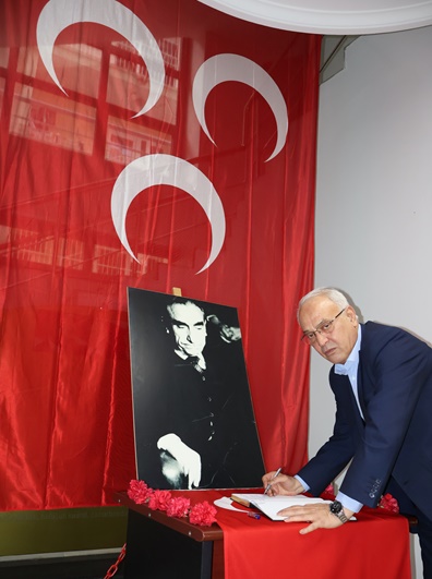 yk-turkes-imza.jpg