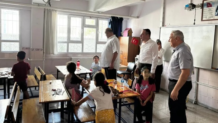 erzin-kaymakami-onur-ozaydin-1.jpg