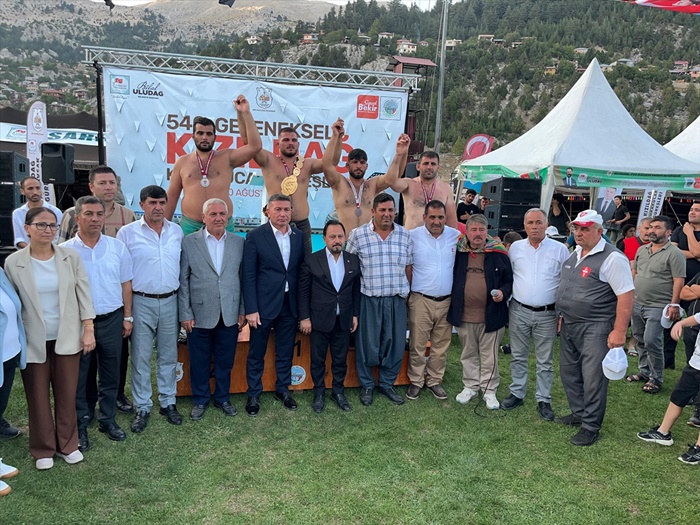 kizildag-karakucak-guresleri-2.jpg