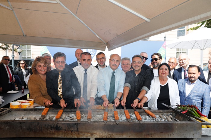 adana-lezzet-festivali-2.jpg