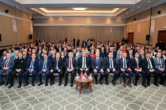 vali-mustafa-yavuz-1.jpg