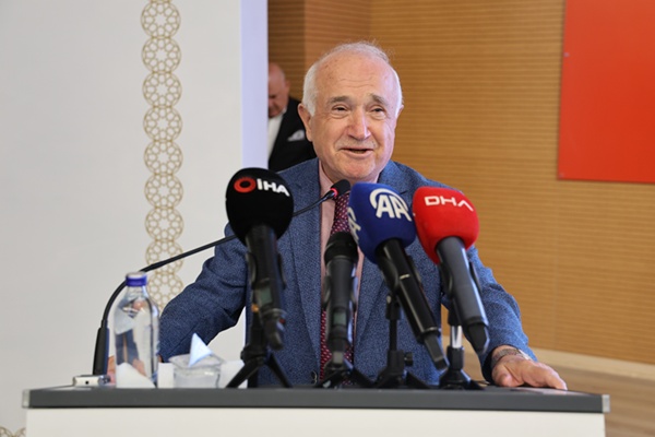 cemil-cicek.jpg