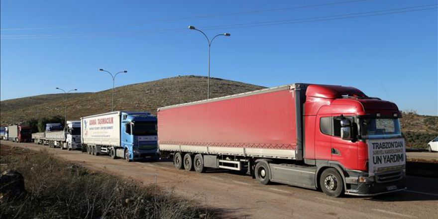 "Halep'e Yol Açın" kampanyası: 33 tır Cilvegözü Sınır Kapısı'ndan geçti