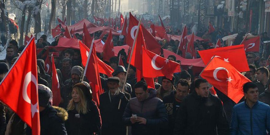 Türkiye teröre karşı tek yürek oldu