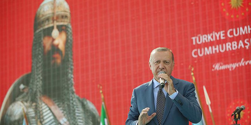 Erdoğan: Malazgirt'te nasıl bir millet olduğumuzu cümle aleme ilan ettik