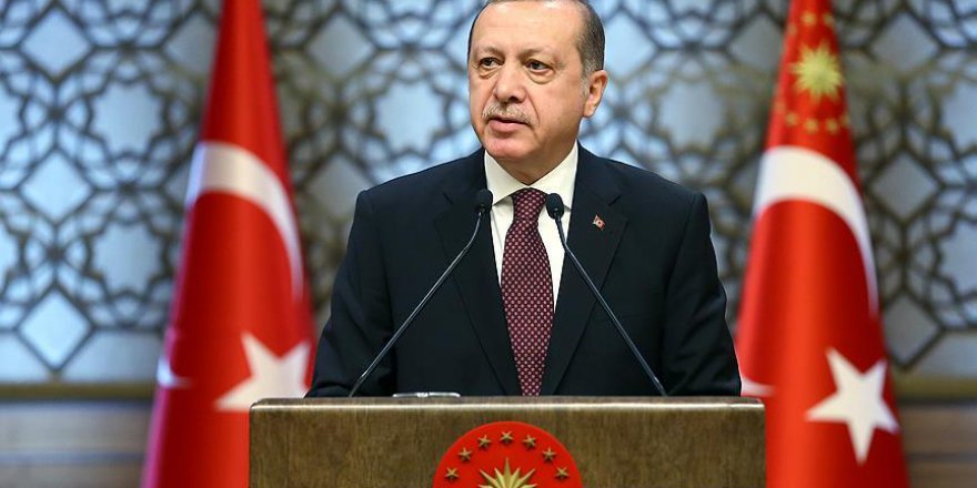 Erdoğan: Muasır medeniyet mücadelemiz şanlı geleceğimiz için bir ışık