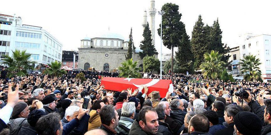 'Ozan Arif' son yolculuğuna uğurlandı