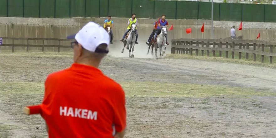 Deprem enkazı ata sporuna hizmet ediyor