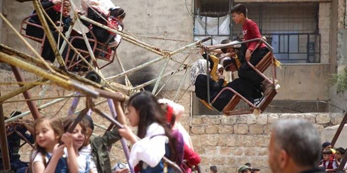 İdlib'de çocuklar bayramı ateşkes ortamında geçiriyor