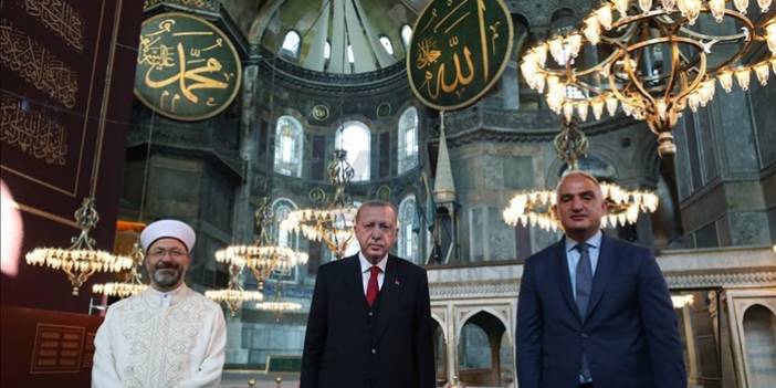 Cumhurbaşkanı Erdoğan, Ayasofya Camisi'nde incelemelerde bulundu