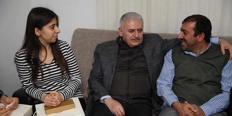 Başbakan Yıldırım, otobüs şoförünün evine misafir oldu