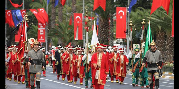 Mehter Dünyanın En Eski Askeri Bandosu - Bu Bayrak Marşı