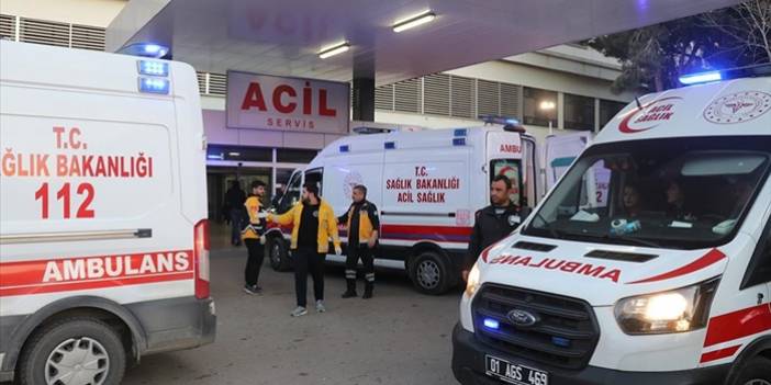 Sağlık Bakanı Koca'dan deprem bölgesindeki UMKE ve 112 Acil ekipleriyle ilgili paylaşım