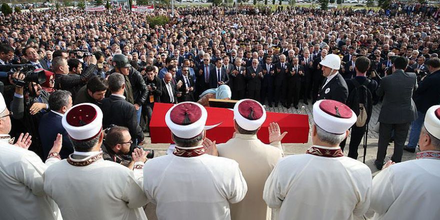 Şehit kaymakamın babası Asım Safitürk