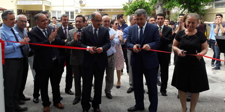 Emine Nabi Menemencioğlu Anadolu Lisesi 4006 TÜBİTAK Bilim Fuarı