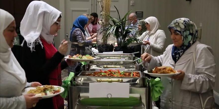 ABD'de Suriyeli yetimler yararına iftar programı