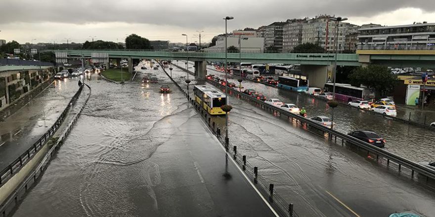 İstanbul'da sağanak