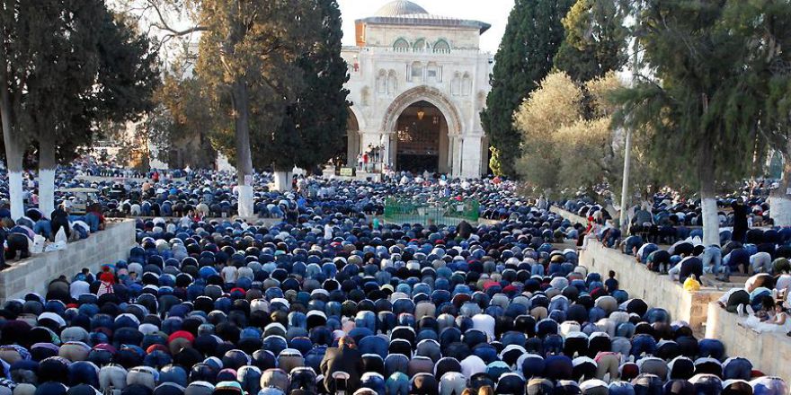 İslam alemi Kurban Bayramını kutluyor